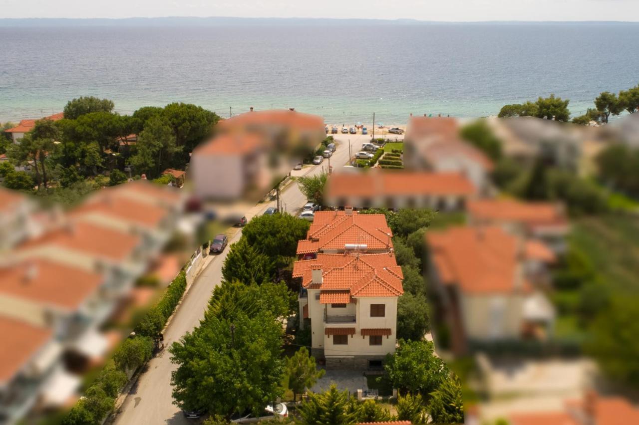 Seasidelongo Houses 1 Min From The Beach Of Nikiti Екстер'єр фото
