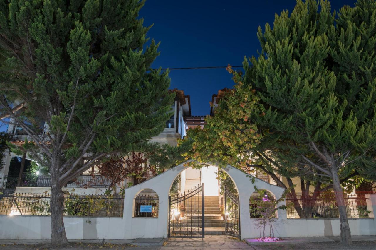 Seasidelongo Houses 1 Min From The Beach Of Nikiti Екстер'єр фото